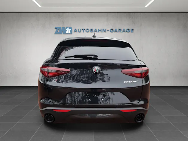 Alfa Romeo Stelvio 2.0 Q4 Sprint Veloce