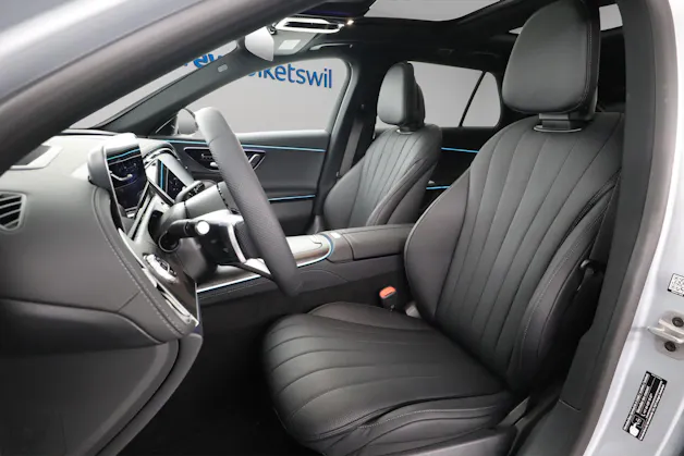 Mercedes-Benz E 220 d AMG Line 4Matic T-Modell