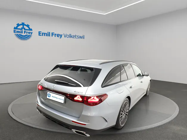 Mercedes-Benz E 220 d AMG Line 4Matic T-Modell
