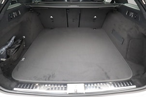 Vehicle image MERCEDES-BENZ E 220 d AMG Line 4Matic T-Modell