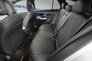 Vehicle image MERCEDES-BENZ E 220 d AMG Line 4Matic T-Modell