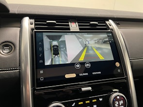 Vehicle image LAND ROVER Discovery 3.0 D I6 300 Dynamic SE