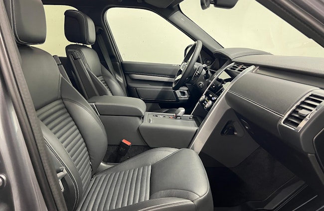 Vehicle image 2 Vehicle image 2