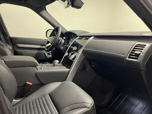 Land Rover Discovery 3.0 D I6 300 Dynamic SE Leasing 1,99%