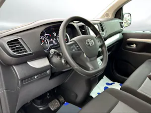 Toyota PROACE Verso L1 2.0 D Shuttle