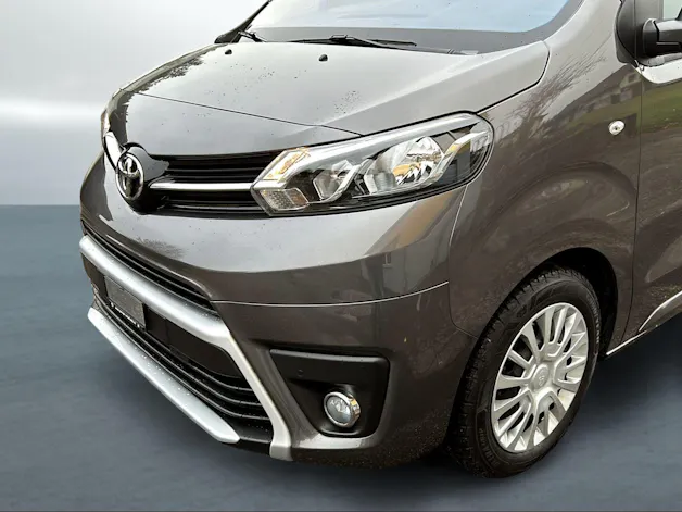 Toyota PROACE Verso L1 2.0 D Shuttle