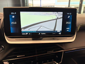 https://vehicle.imgix.net/3267101/9f302da4-287c-4fb8-a21e-09b2b2f6a60f.jpg