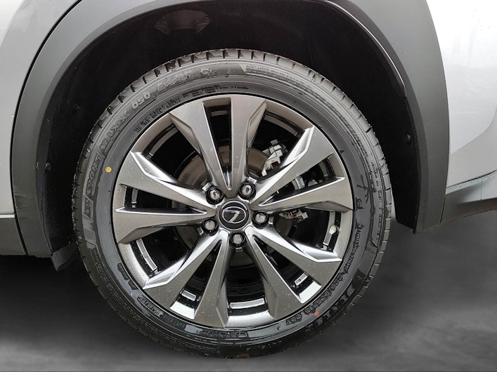 Vehicle image LEXUS UX