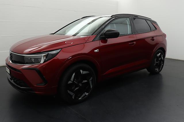 OPEL Grandland 1.6 T PHEV GSE: Jetzt Probefahrt buchen!