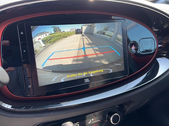 Vehicle image 14 Vehicle image 14