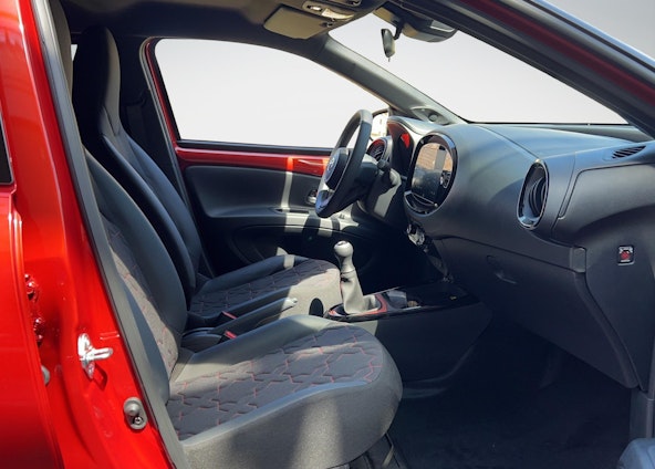 Vehicle image 15 Vehicle image 15