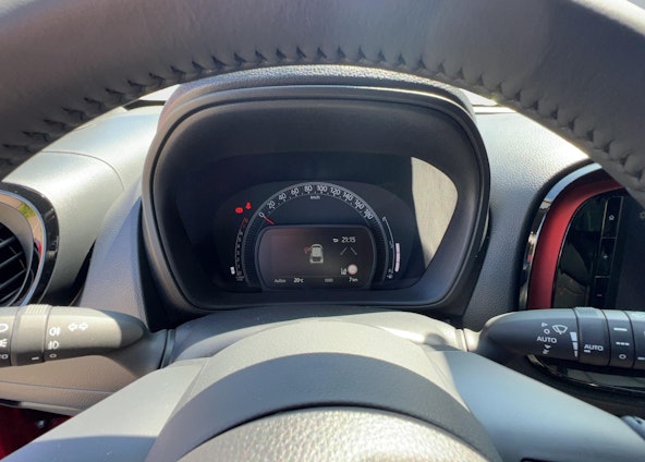 Vehicle image 10 Vehicle image 10