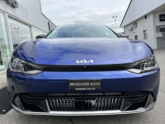 First vehicle image First vehicle image