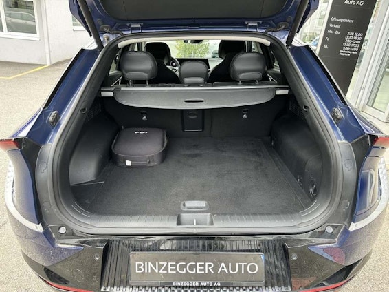 Vehicle image 5 Vehicle image 5