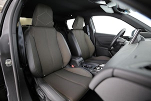 Vehicle image DS AUTOMOBILES 3 Crossback E-Tense So Chic