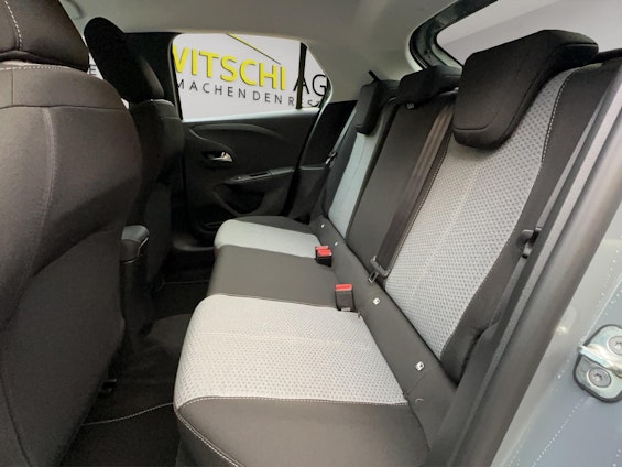 Vehicle image 10 Vehicle image 10