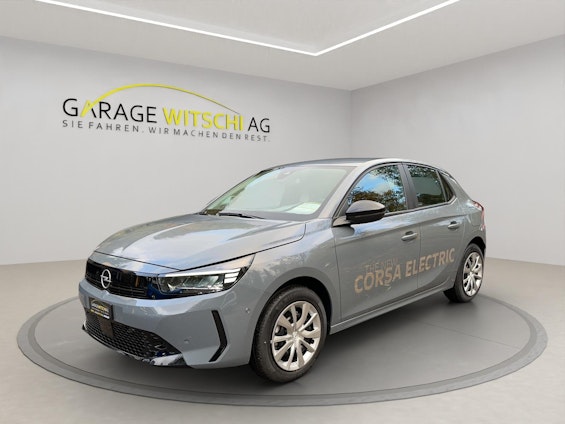 First vehicle image
