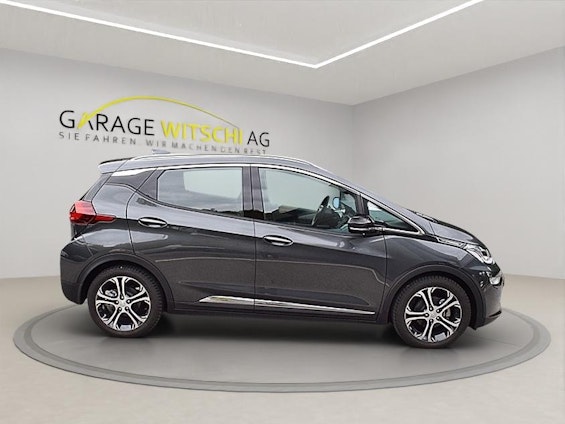 Vehicle image 19 Vehicle image 19