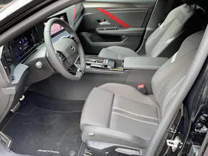 Opel Astra L 1.6 Turbo PHEV Swiss Plus HYBRID