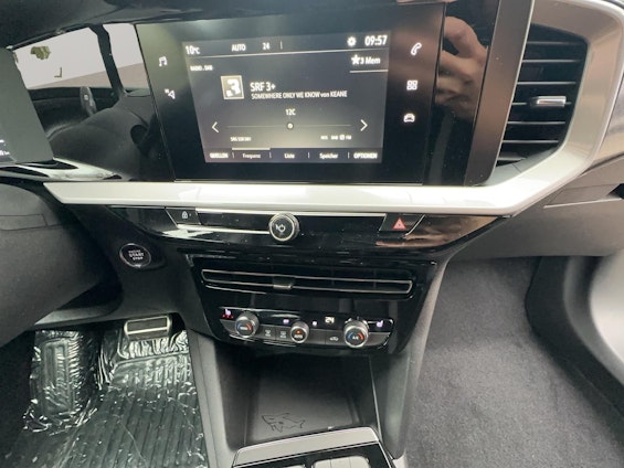 Vehicle image 11 Vehicle image 11