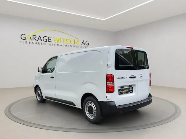 Opel Vivaro-e Cargo 2.7t M 50 kWh