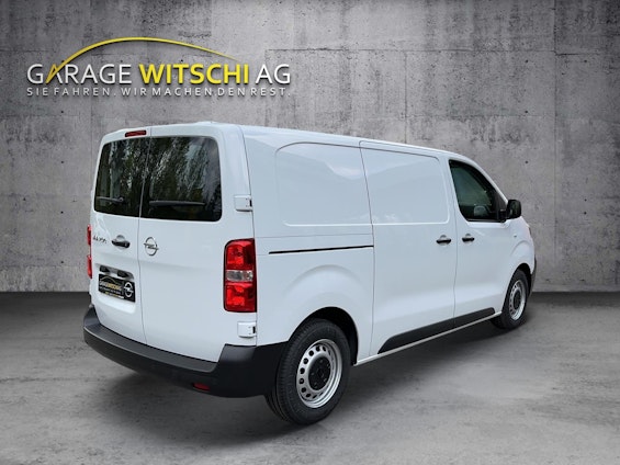 Vehicle image 4 Vehicle image 4