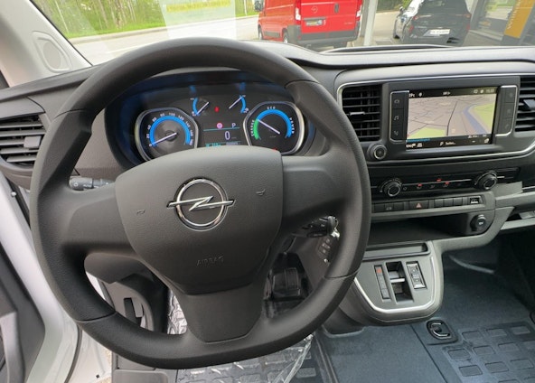 Vehicle image 9 Vehicle image 9