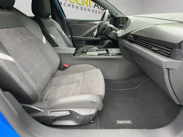 Opel Astra L Sports Tourer 1.2 Turbo Ultimate