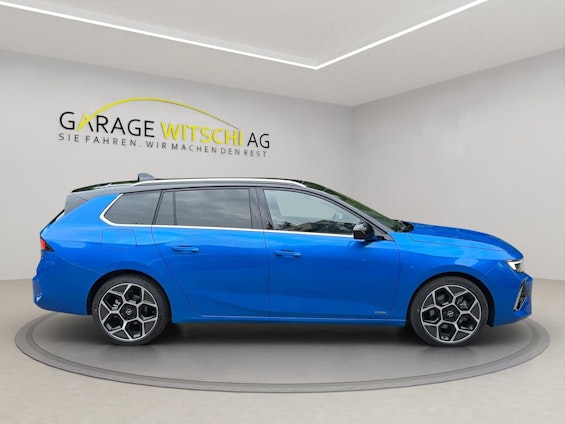 Vehicle image 3 Vehicle image 3