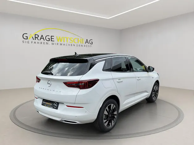 Opel Grandland 1.2 Turbo Elegance