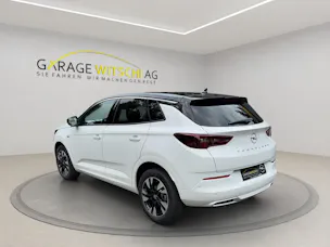 Opel Grandland 1.2 Turbo Elegance