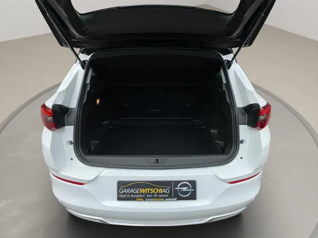 Opel Grandland 1.2 Turbo Elegance