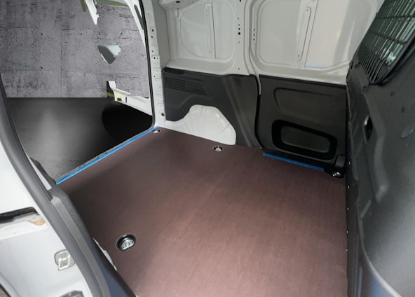 Vehicle image 9 Vehicle image 9