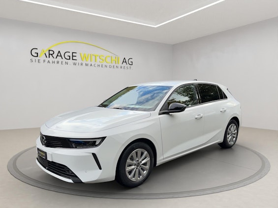 First vehicle image