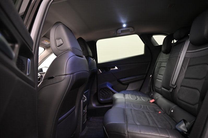 Vehicle image CITROEN C5 X