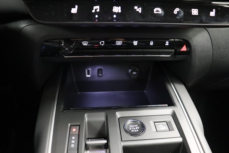 Vehicle image CITROEN C5 AIRCROSS