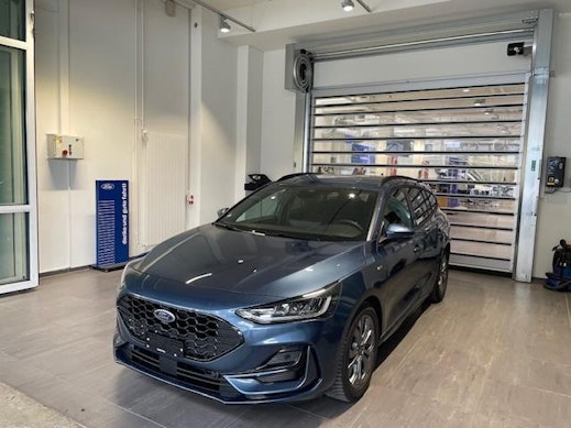 FORD Focus Station Wagon 1.0i EcoB Hybrid 155 ST-Line 2