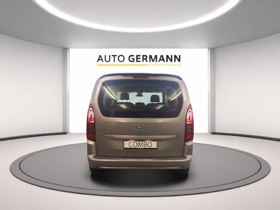 Vehicle image 5 Vehicle image 5