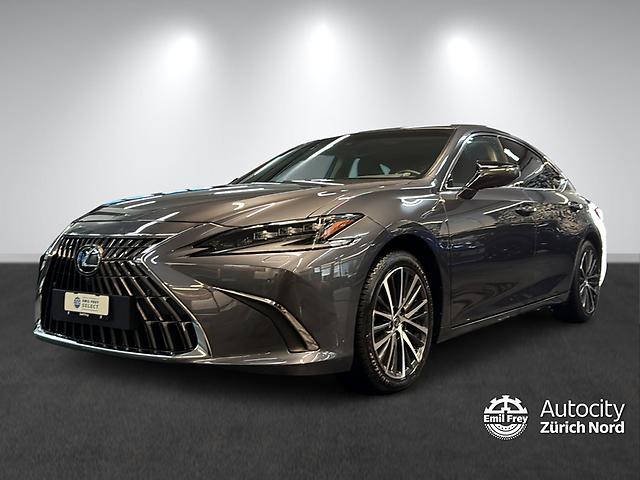 LEXUS ES 300h Excellence: Jetzt Probefahrt buchen!