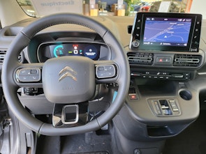 Vehicle image CITROEN e-Berlingo Shine