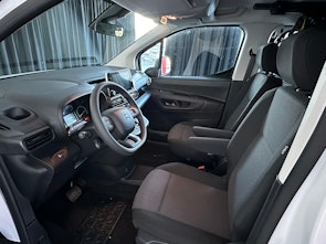 Vehicle image CITROEN e-Berlingo XL vertiefte Kabine 50kWh Swiss Edition