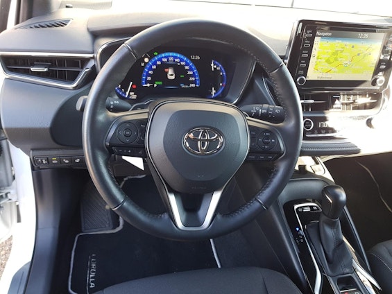 Vehicle image 11 Vehicle image 11