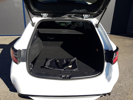 Vehicle image 8 Vehicle image 8