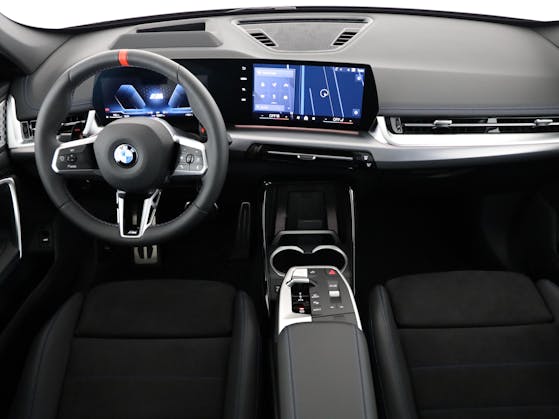 BMW X1 M35i : Fer de lance sportif  auto-illustré - le magazine automobile  suisse