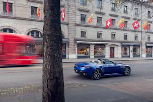 Aston Martin DB12 Volante 4.0 V8 Bi-Turbo