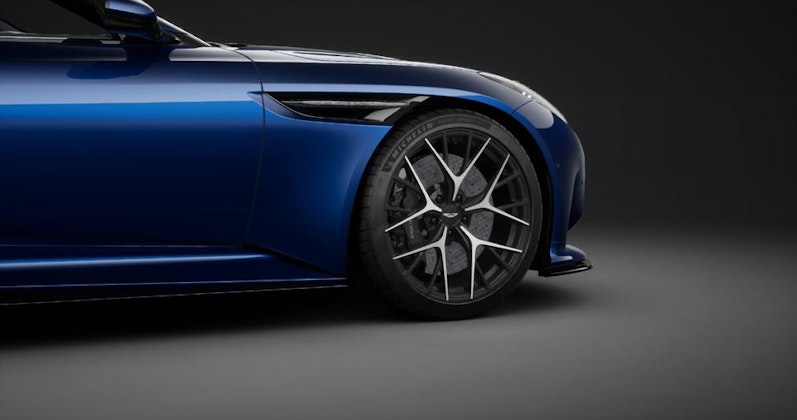 Vehicle image ASTON MARTIN DB12