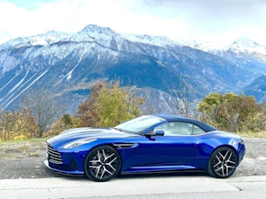 Vehicle image ASTON MARTIN DB12 Volante 4.0 V8 Bi-Turbo