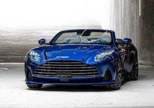 Vehicle image ASTON MARTIN DB12 Volante 4.0 V8 Bi-Turbo