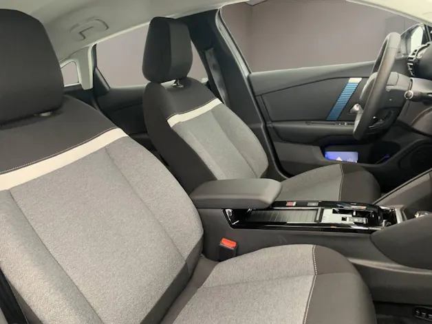 Citroën C4 Electrique 136ch Automatique Swiss Edition