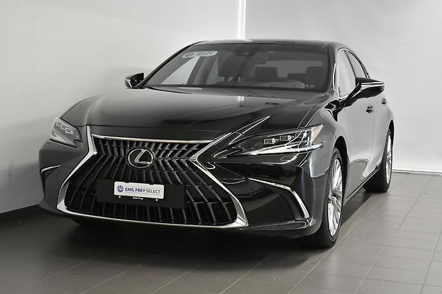 LEXUS ES 300h Excellence: Jetzt Probefahrt buchen!